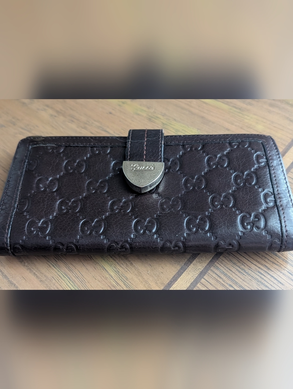 Gucci Embossed Leather Wallet - Dark Brown Vintage Classic Design